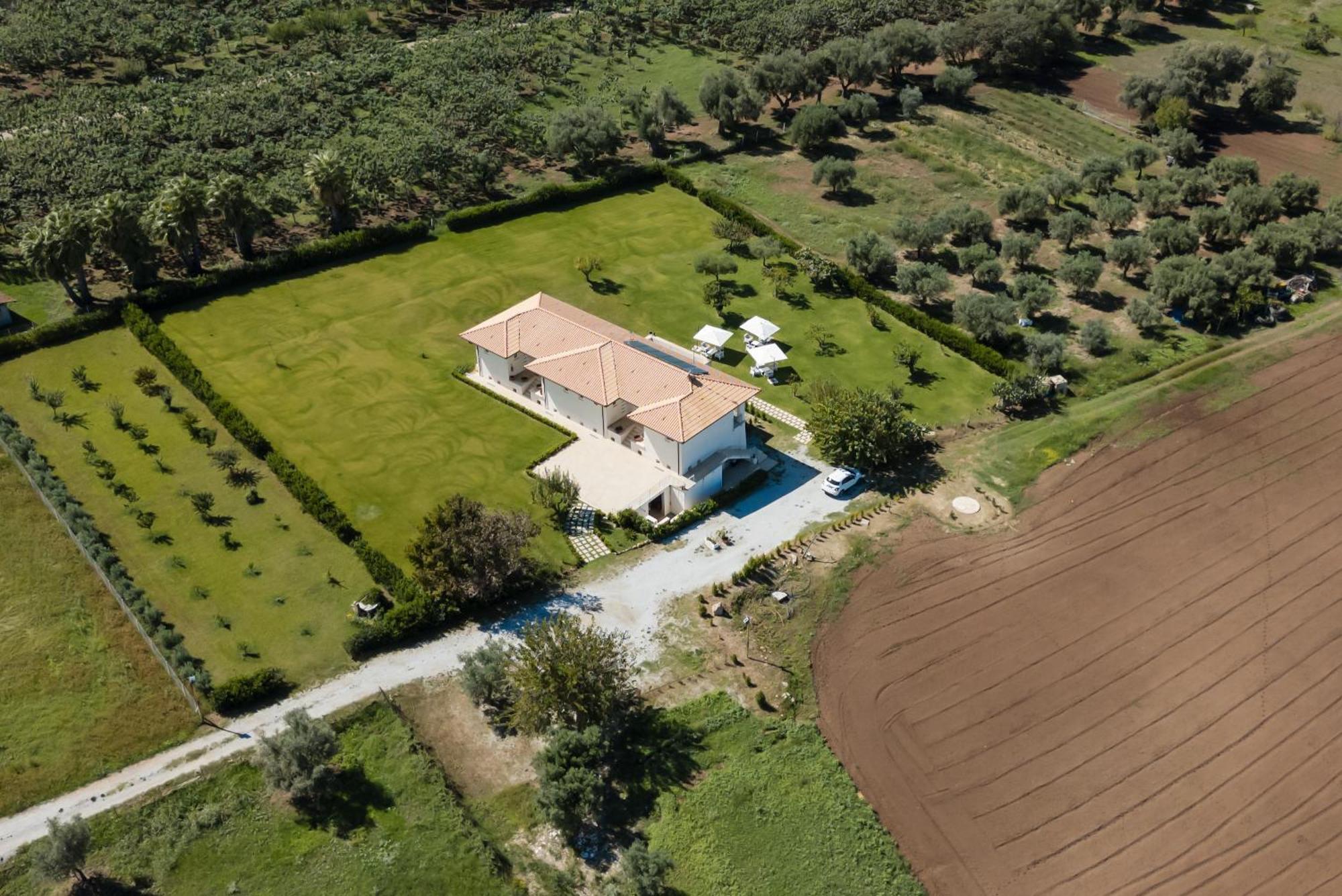 Villa Eirene 里卡迪 外观 照片